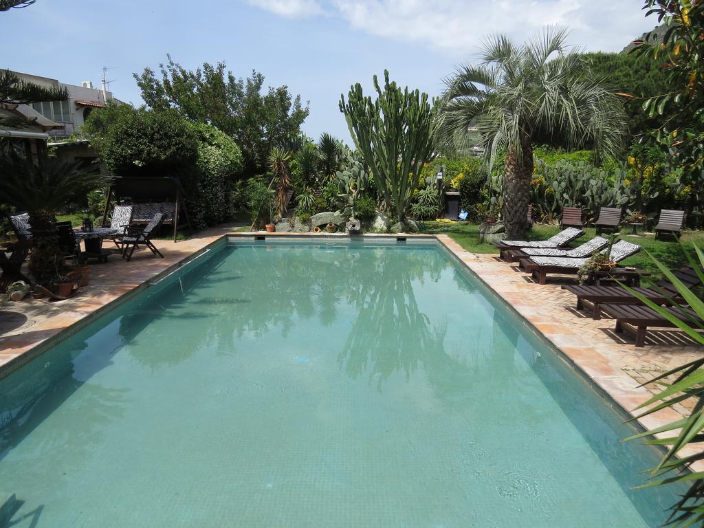 Casa Vacanze Il Pozzo Villa Ischia Island Exterior photo